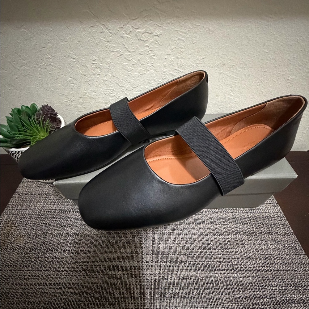 Vagabond Shoemakers - Black Mary Jane Flats